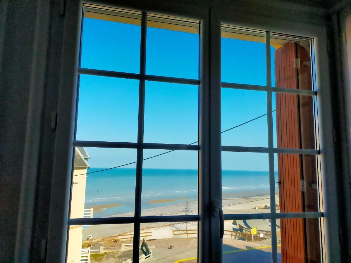 Au Gre Des Marees, Appartement Face A La Mer, Classe 3 Etoiles Ault Exterior photo